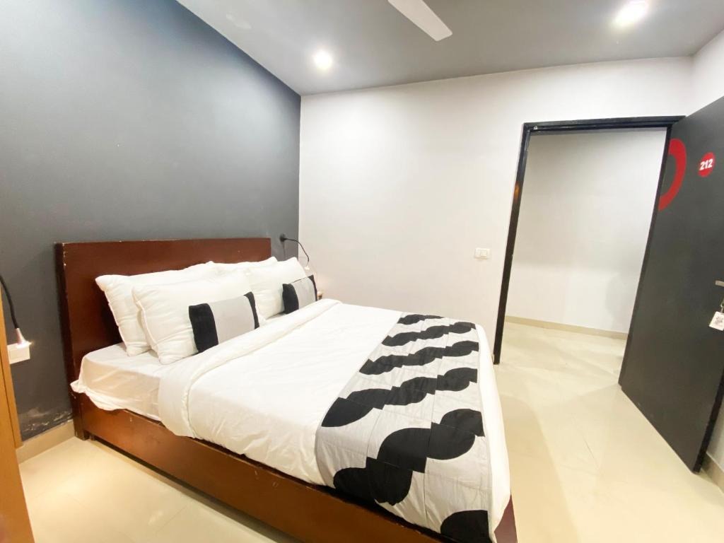 Hotel City Empire in Delhi