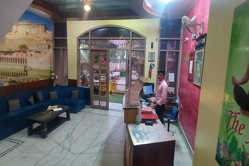 Hotel Raj Laxmi Palace in Jaipur