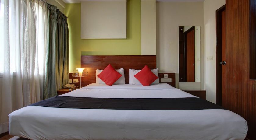 Hotel Bandra Residency in Mumbai