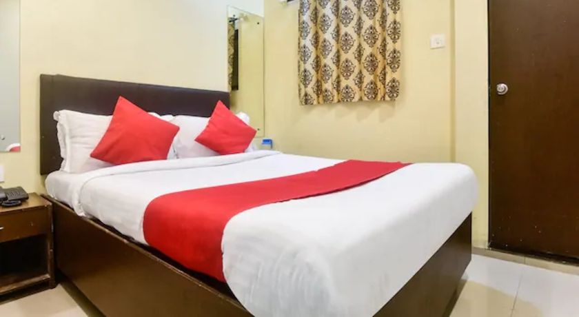 Hotel Paradise in Mumbai