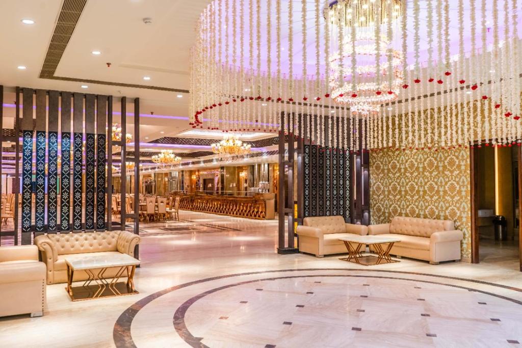 C Pearls Hotel and Banquet in Delhi