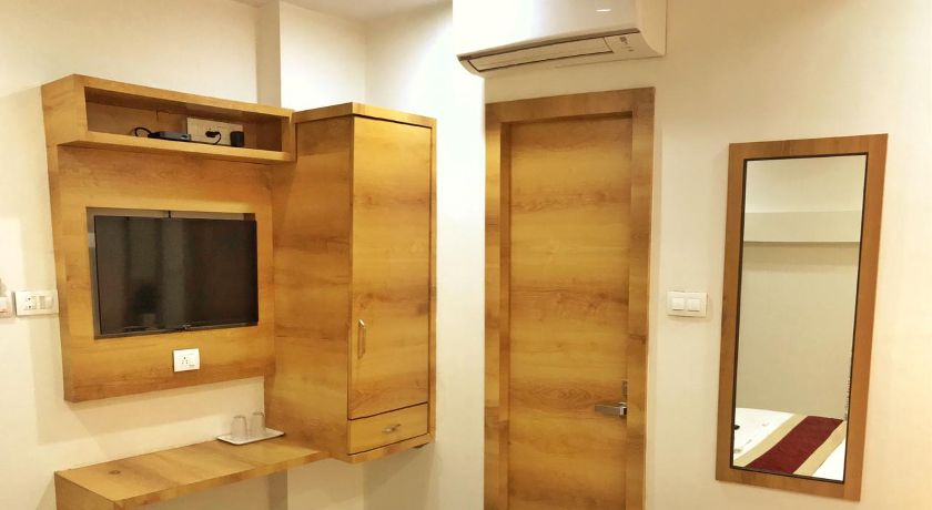 Hotel Gateway Suites in Mumbai