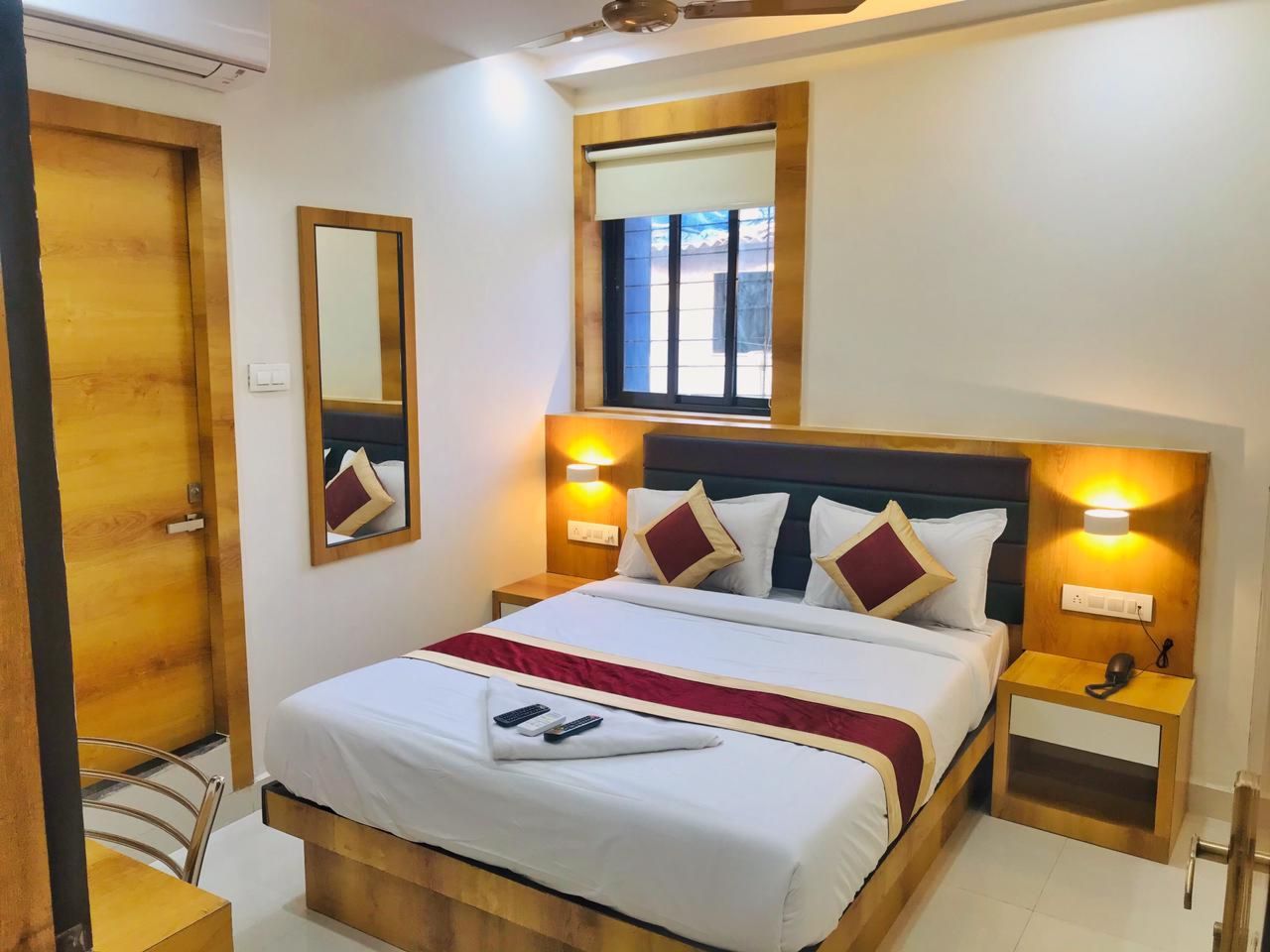 Hotel Gateway Suites in Mumbai