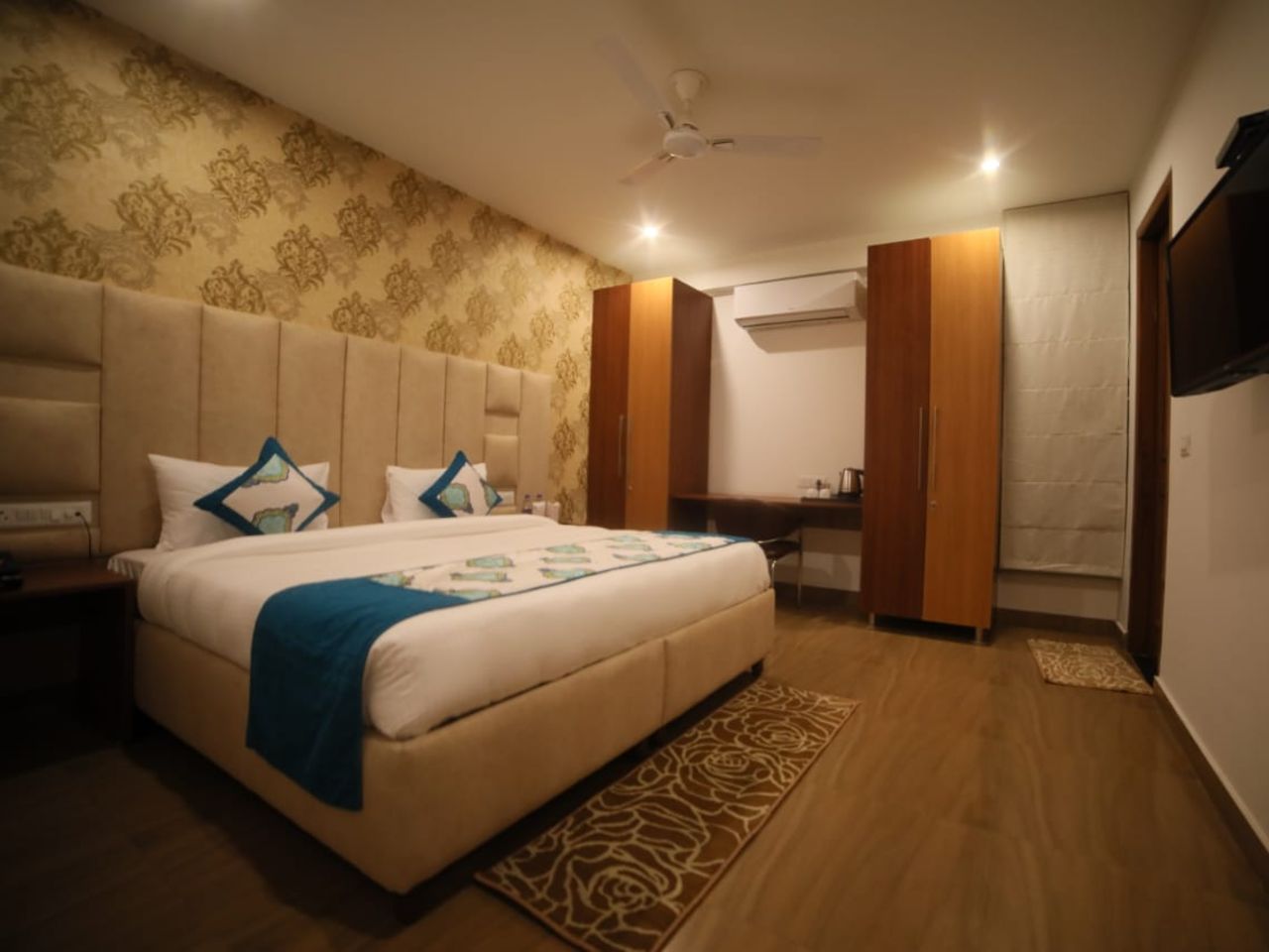 Sky Suites in Gurgaon