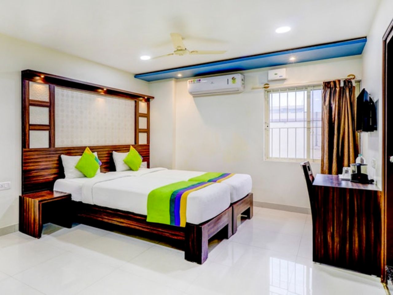 Ring View Hotel in Bangalore