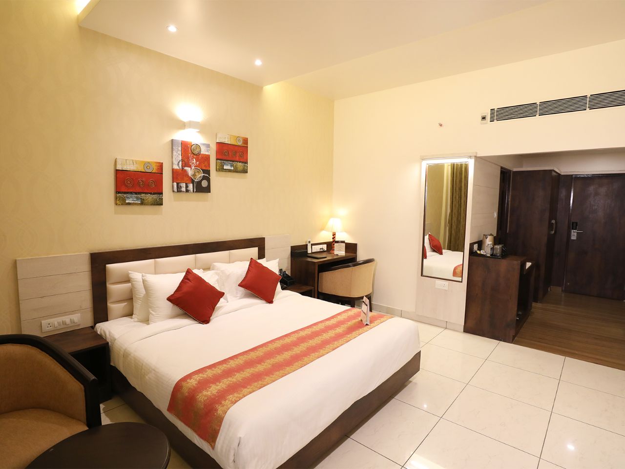 Foxglove International Hotel in Bangalore