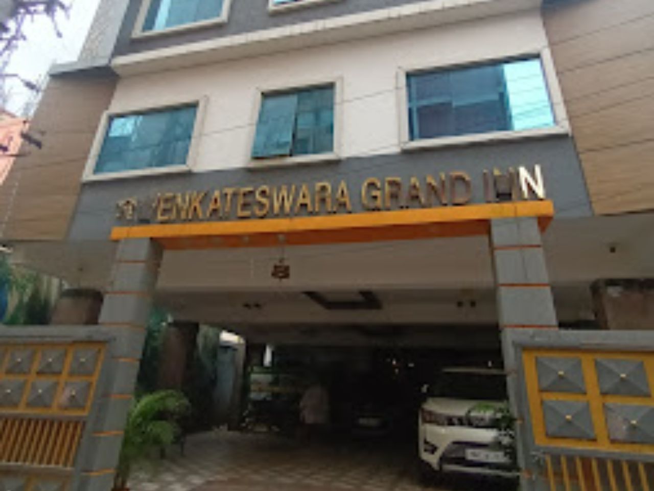 NB Venkateswara Grand Inn in Tirupati