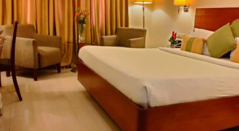 Hampshire Plaza Hotel in Hyderabad