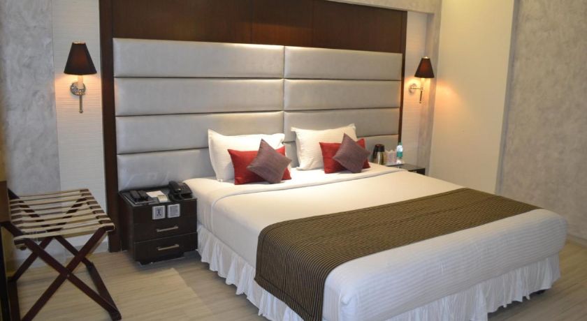 Southern Plaza in Kolkata