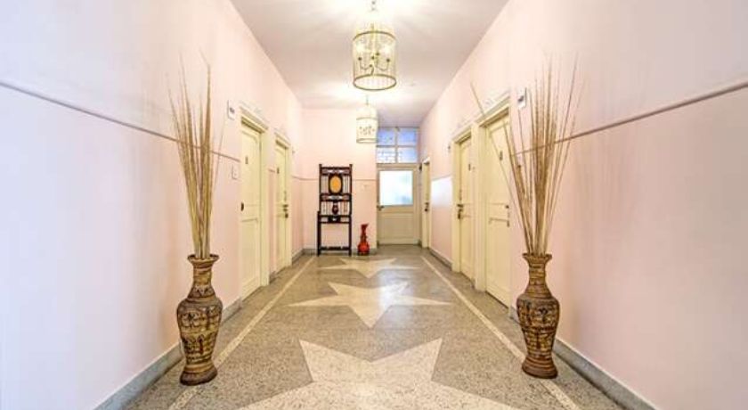 Hotel Pink Palace in Jaipur