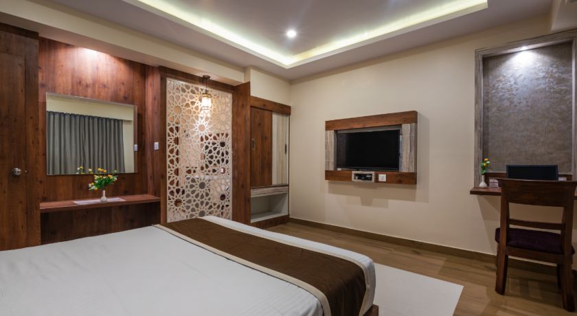 Hotel Monarch International in Bangalore