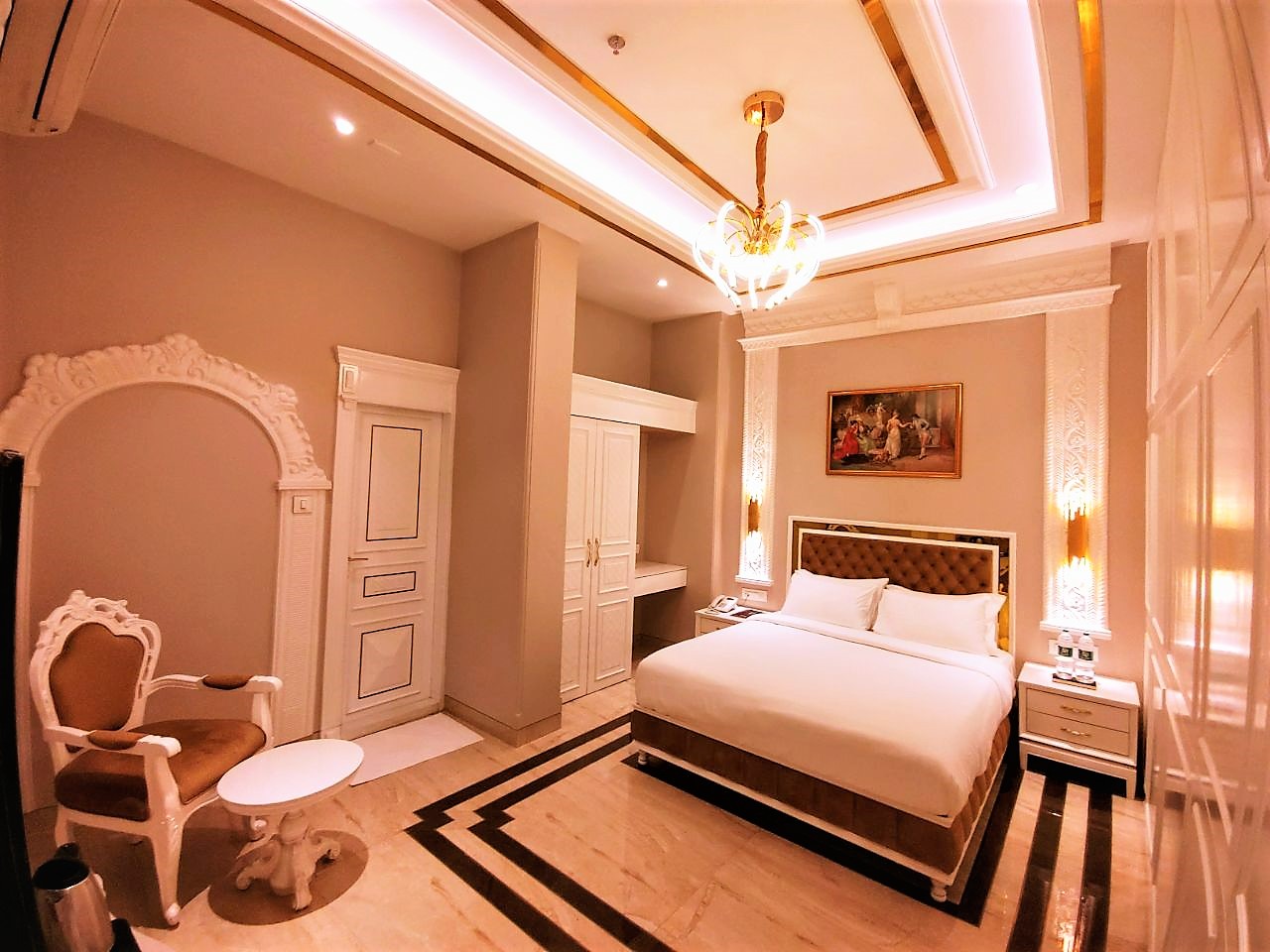 Hotel Anant Palace in Navi Mumbai