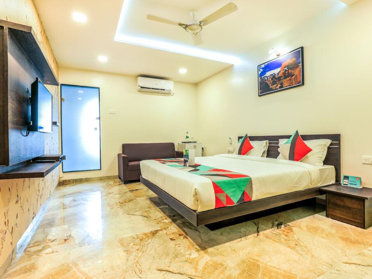 Hotel Classic Residency in Pune