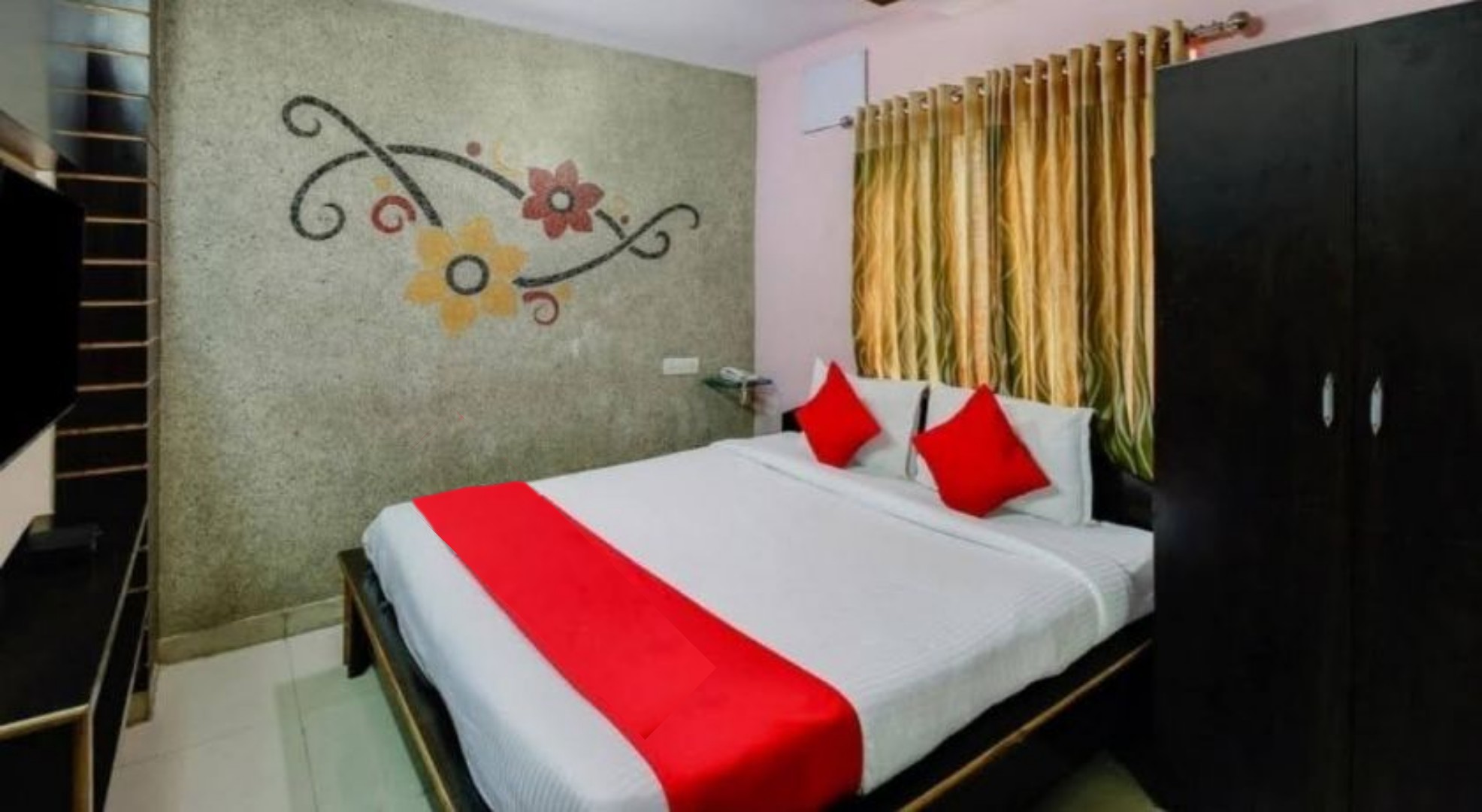 Maruthi Residency Inn in Hyderabad