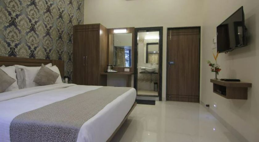 Sunshine Resort in Lonavala