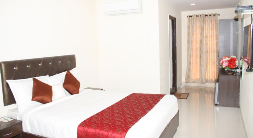 Hotel Lotus Grand in Hyderabad