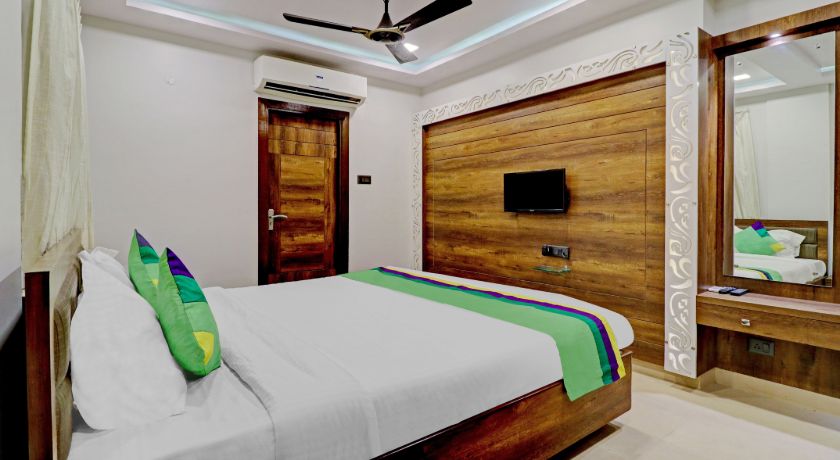 Orion Sapphire in Kolkata