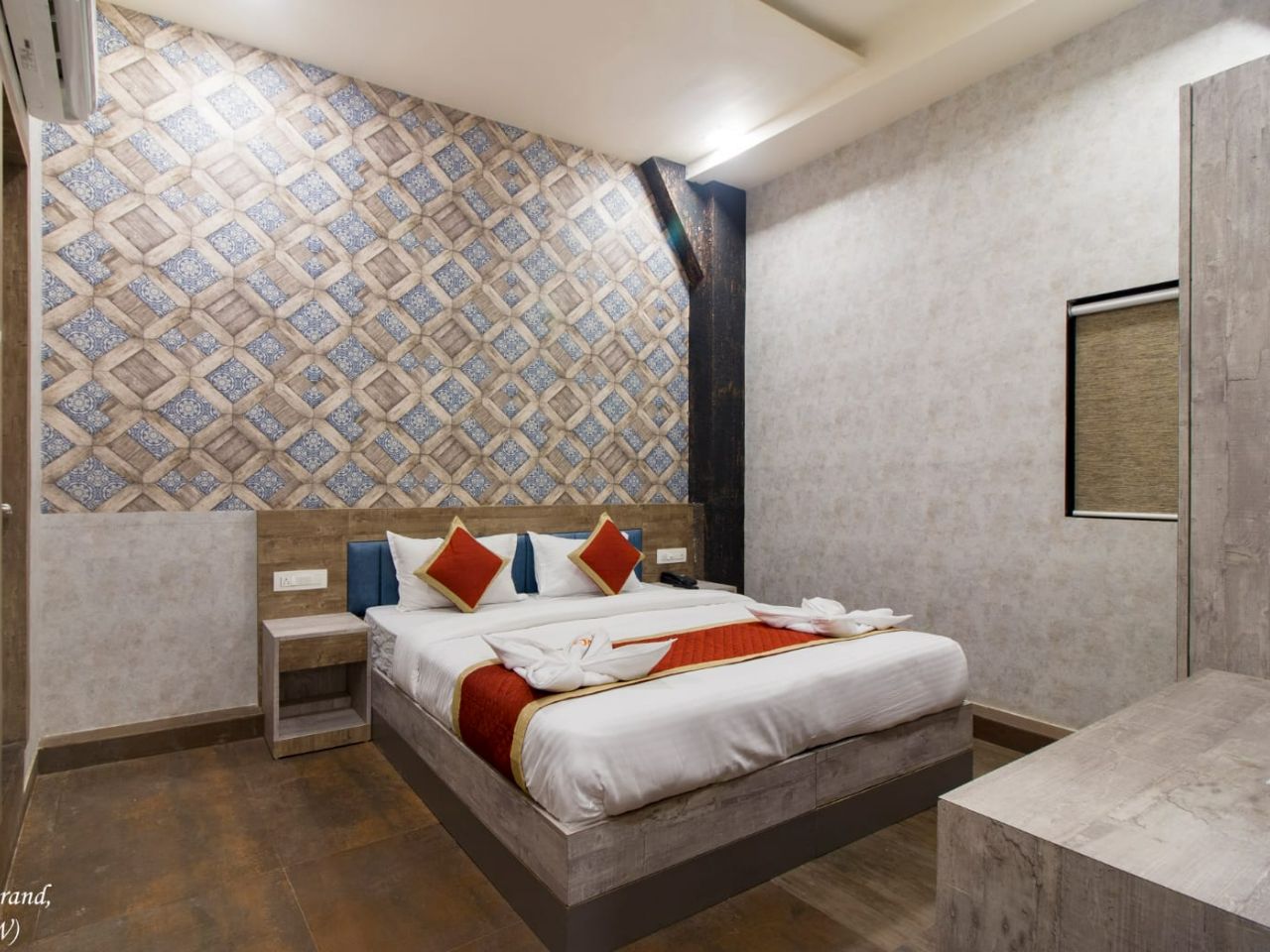 Hotel Regent Grand in Mumbai