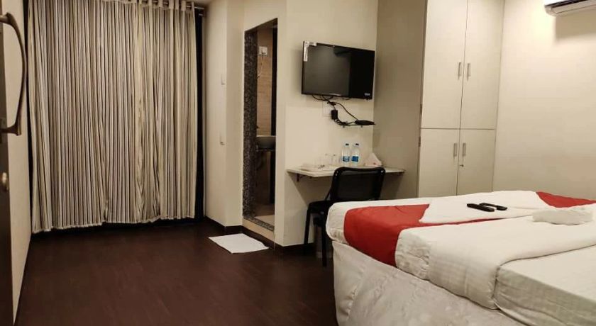 Hotel Pub Street Inn in Navi Mumbai