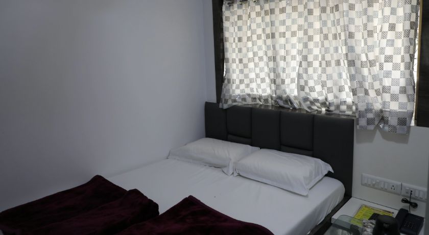 Hotel Pub Street Inn in Navi Mumbai