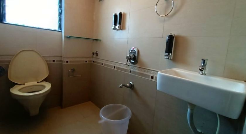 Hotel Samadhan Lodging in Mumbai