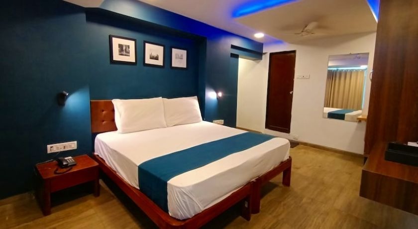 Hotel Grand in Mumbai