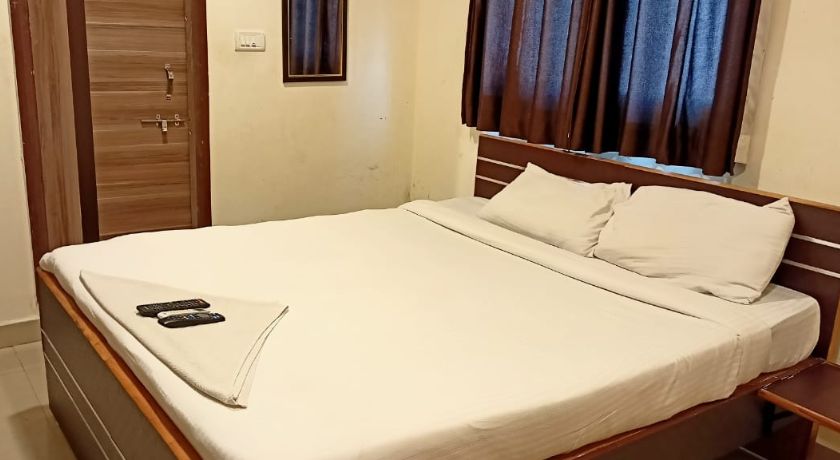 Hotel Saharsh Grand in Hyderabad