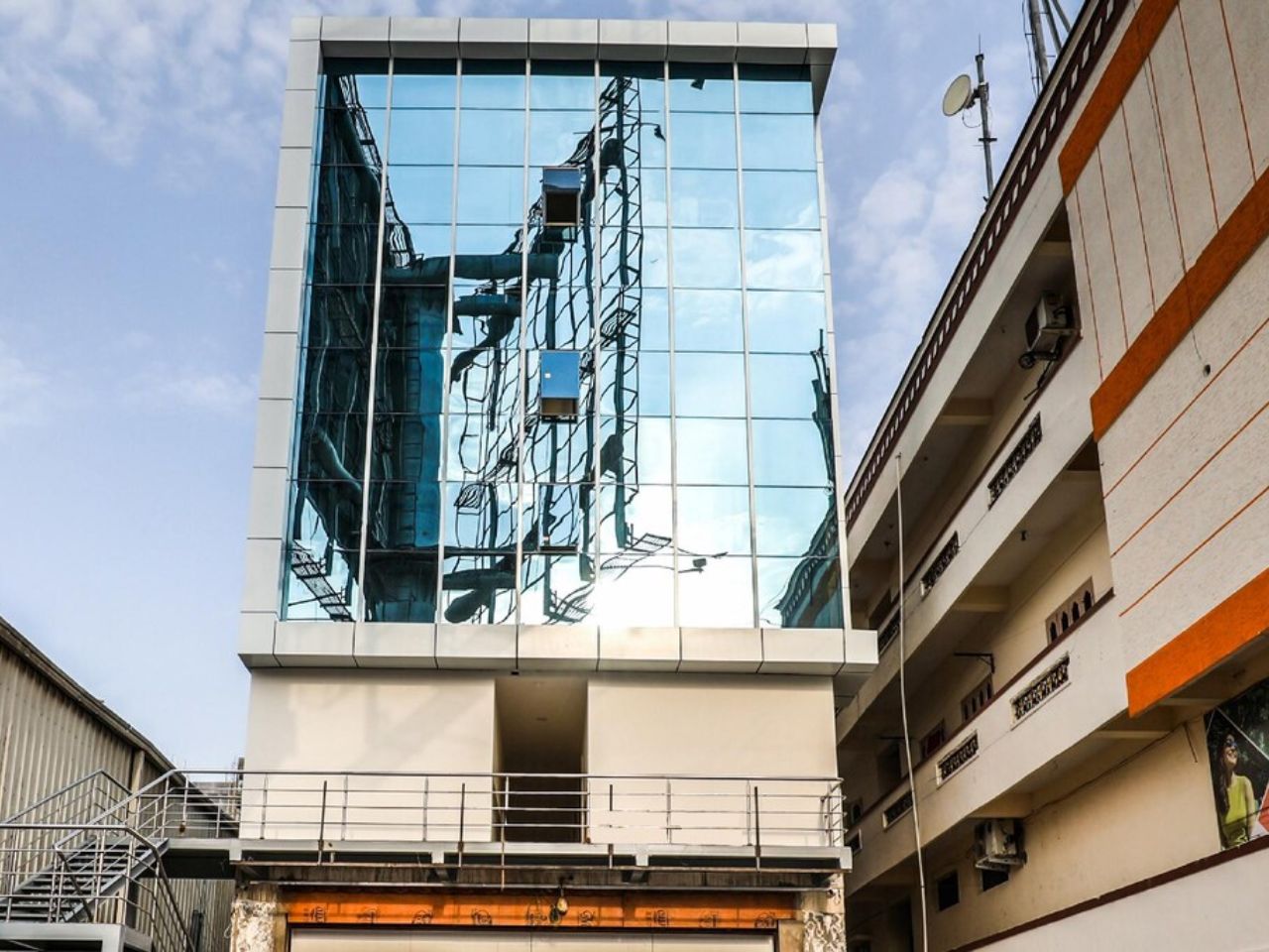 Hotel Saharsh Grand in Hyderabad