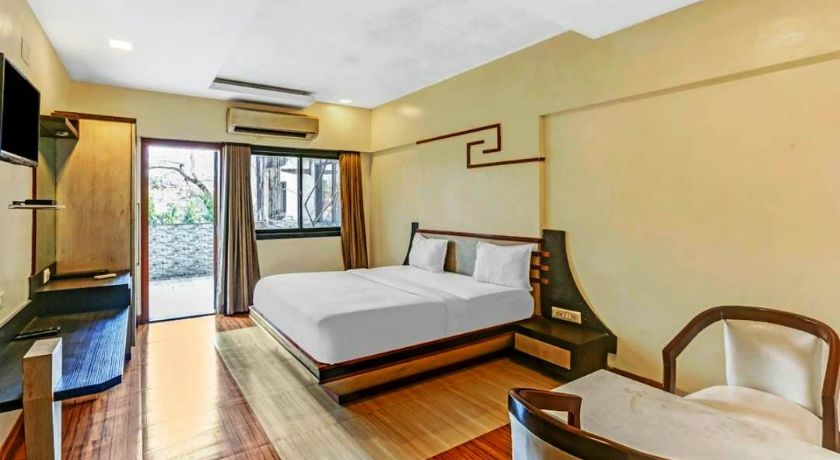 Praveen International in Thane