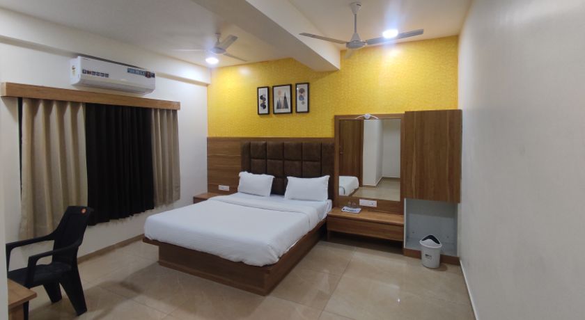 Hotel Newyork Inn in Anand