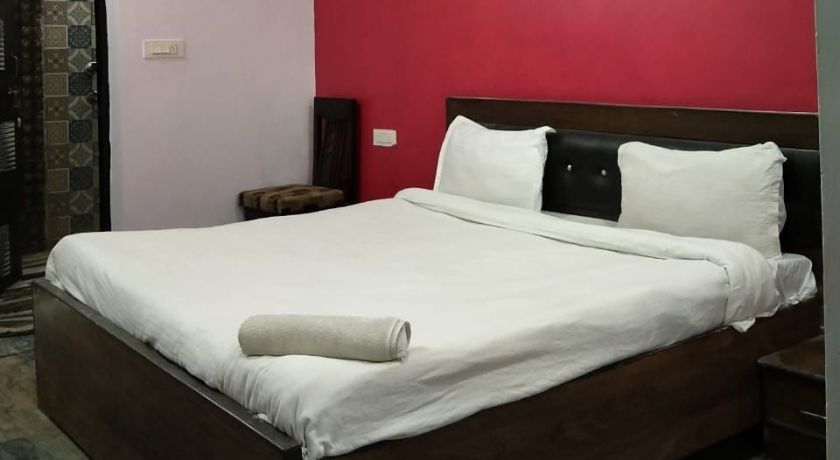 Hotel Badhkal Lake View in Faridabad