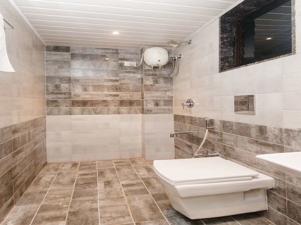 Hotel Bunty Residency in Thane