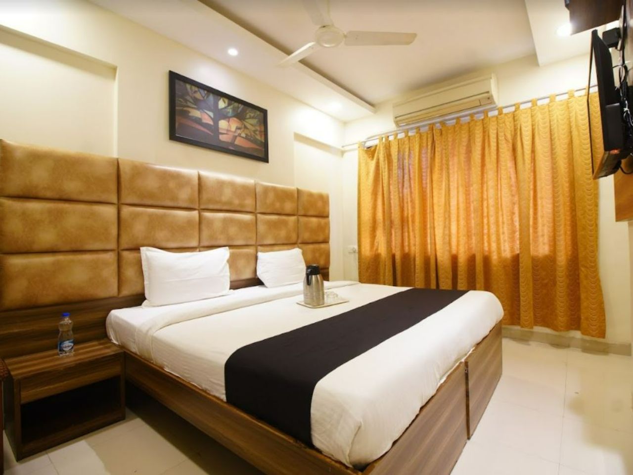 Hotel Mina International in Mumbai