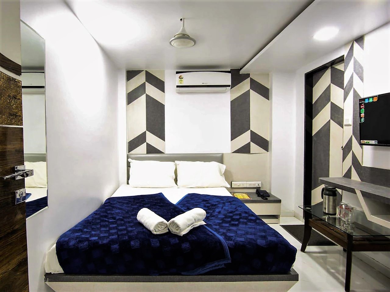 Hotel Pearl in Navi Mumbai