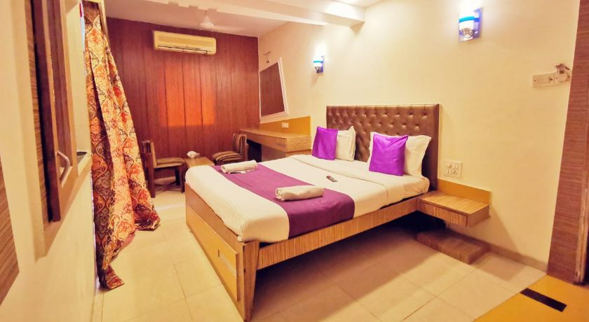 Hotel Neelkiran in Navi Mumbai