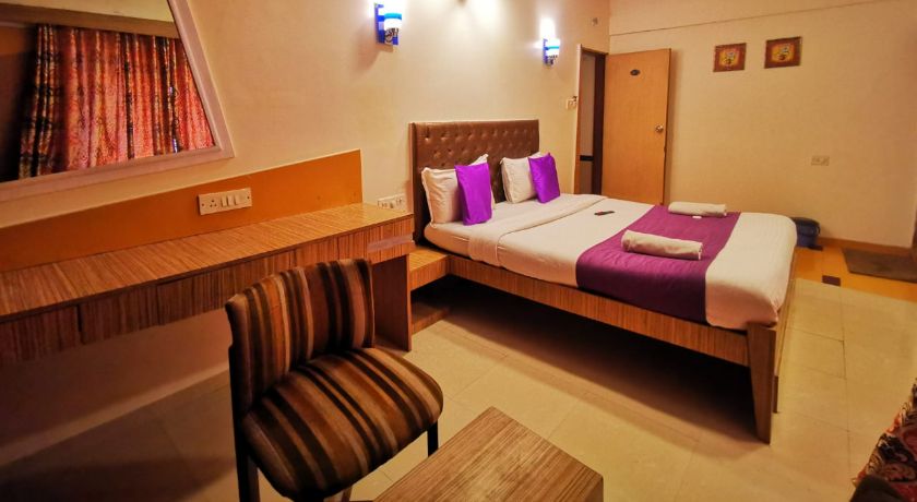 Hotel Neelkiran in Navi Mumbai