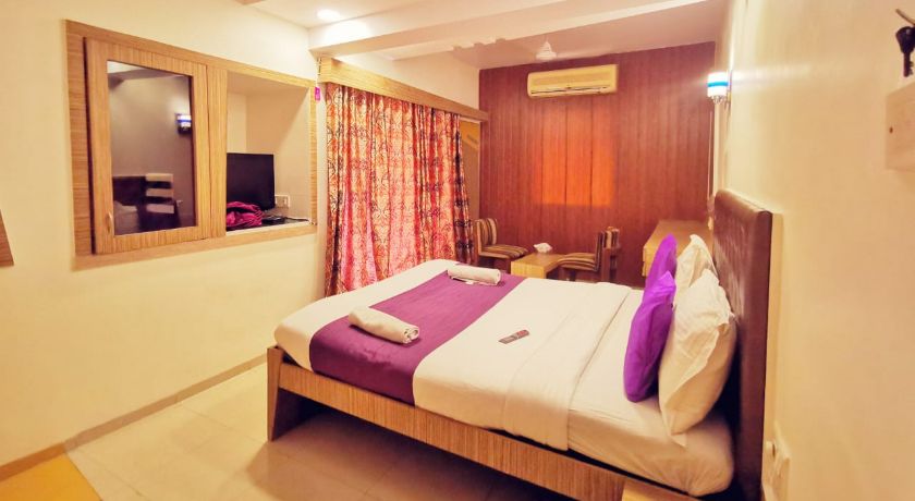 Hotel Neelkiran in Navi Mumbai