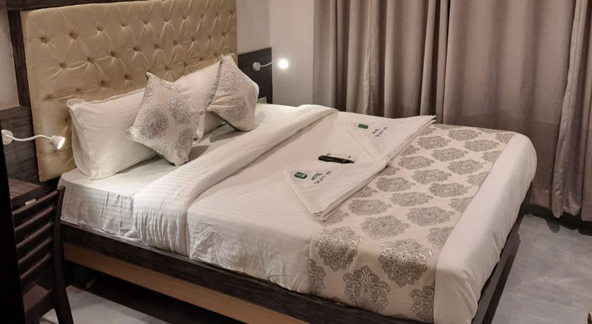 Hotel Galaxy Inn in Navi Mumbai