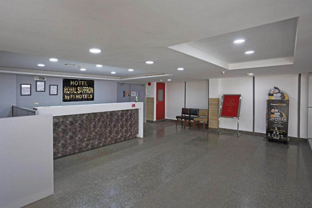 Hotel Royal Saffron in Delhi