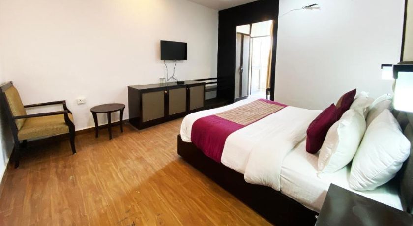 Hotel Admire Inn Vasundra By F9 Hotels in Ghaziabad