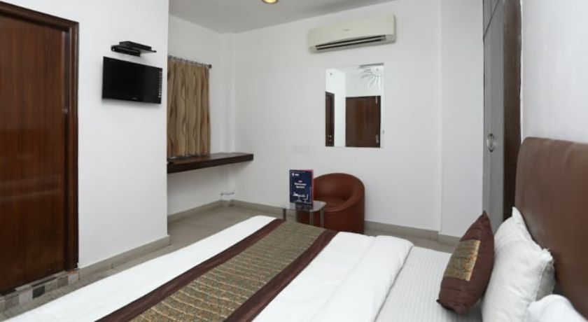 Hotel White House in Gurgaon