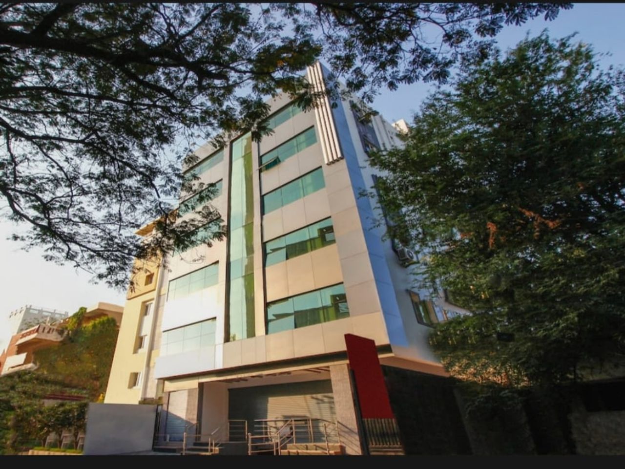 Goldhorn Hotel and Banquets in Hyderabad