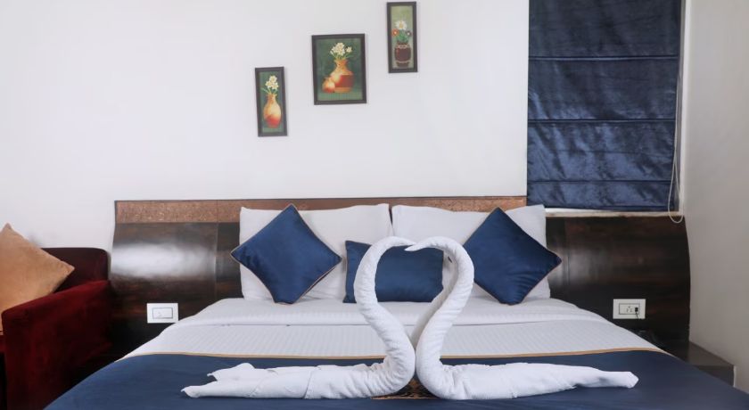 Hotel Planet Four in Lonavala