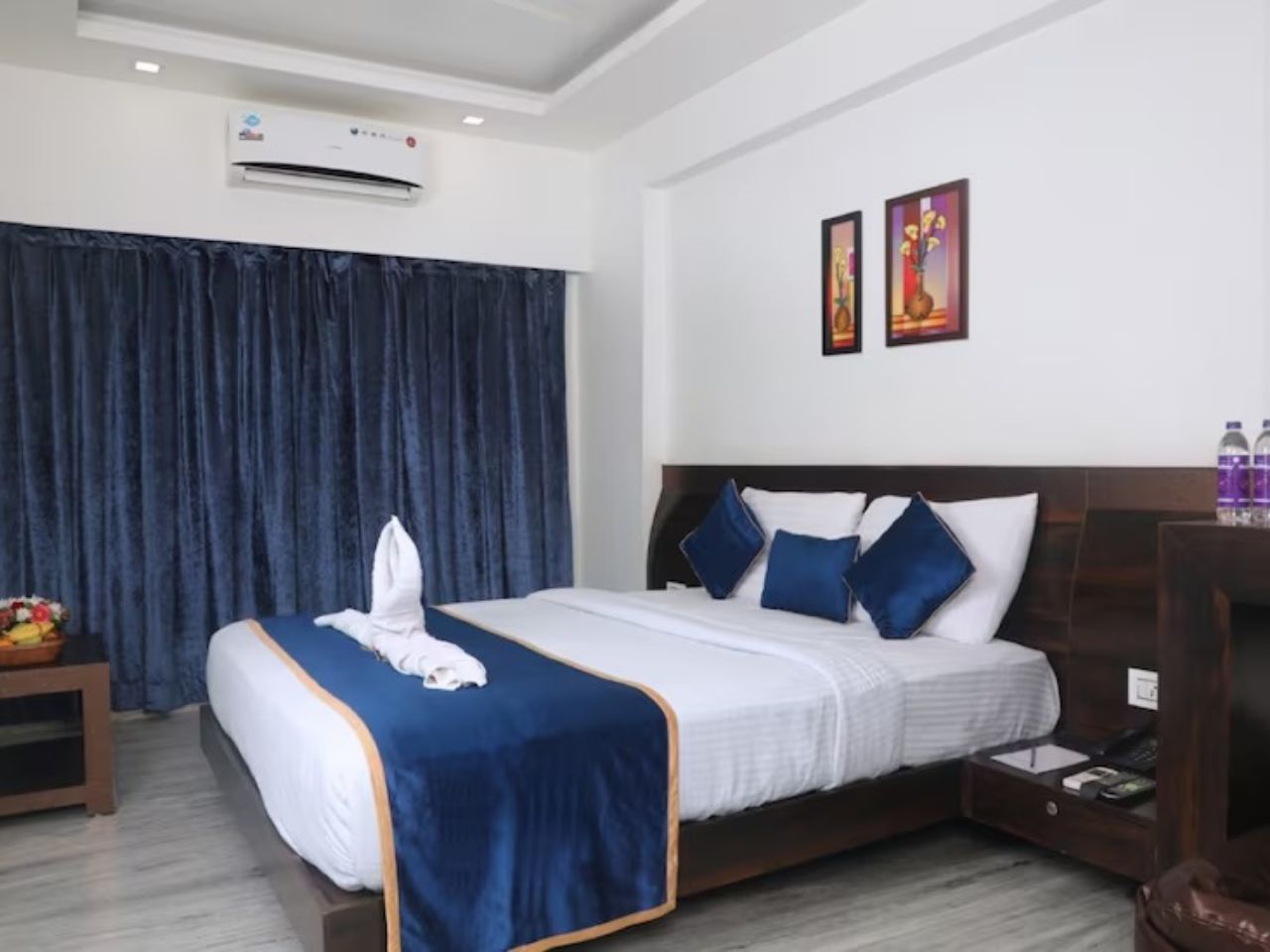 Hotel Planet Four in Lonavala