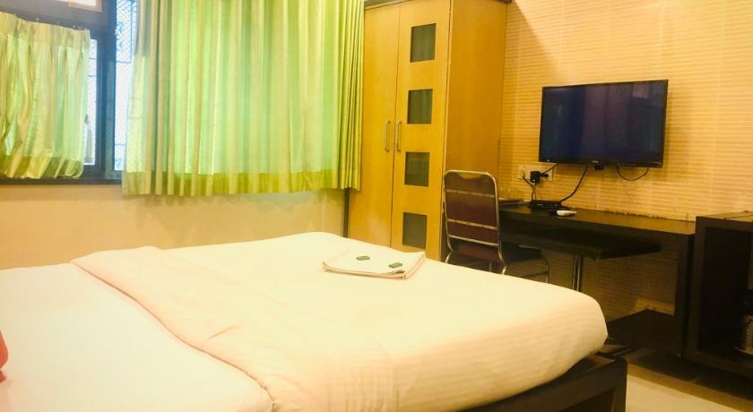 Hotel Sharada International in Thane