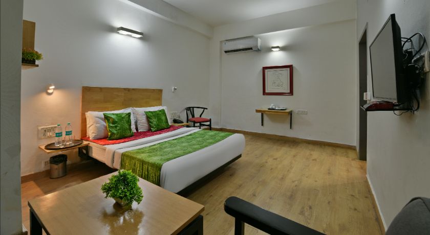 Hotel Admire Inn in Noida