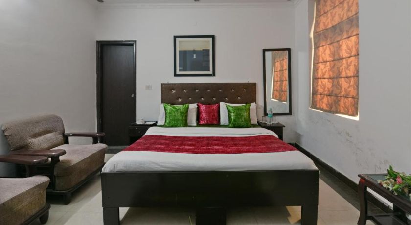 Diamond Stay in Noida