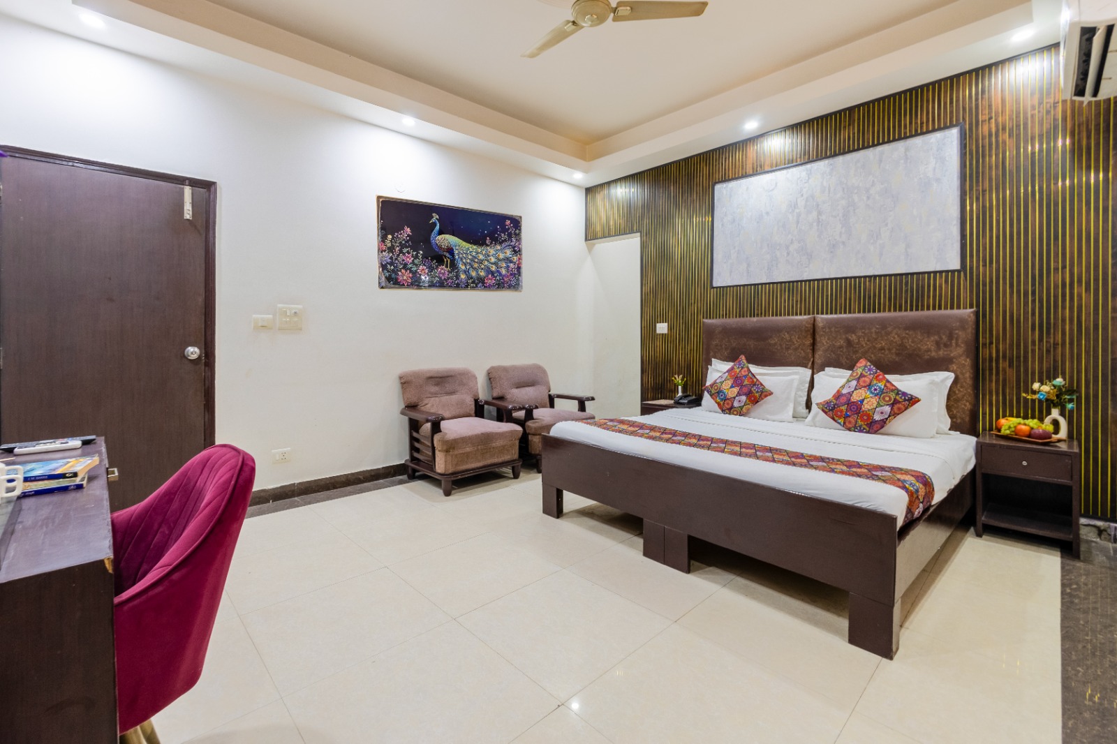 Hotel Diamond Stays By Aspl in Noida