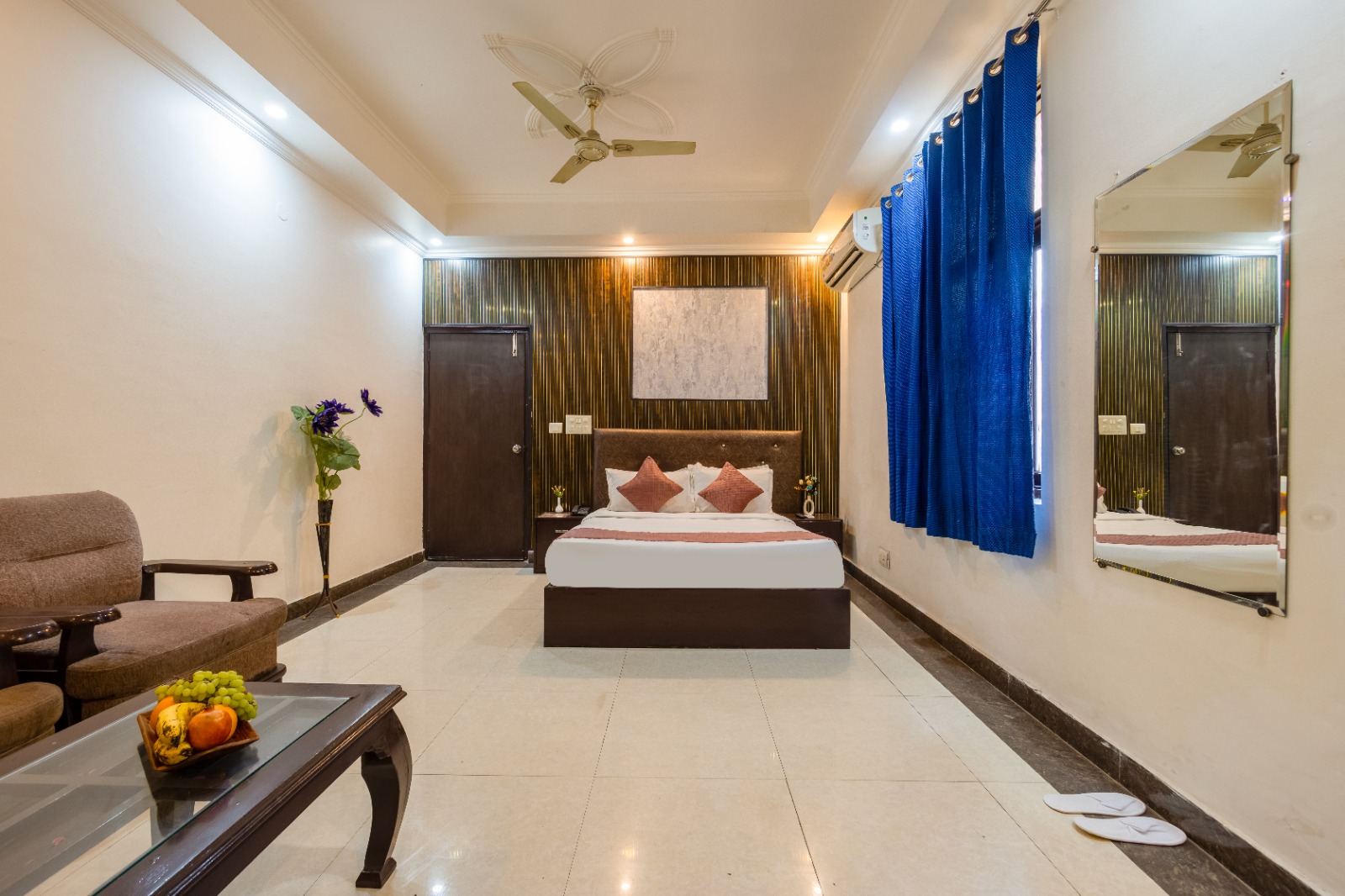 Hotel Diamond Stays By Aspl in Noida