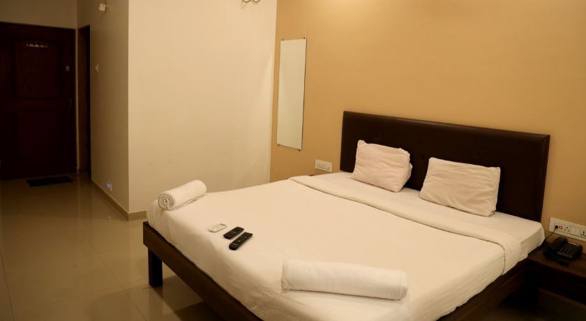 Hotel Krushna Express Inn in Thane